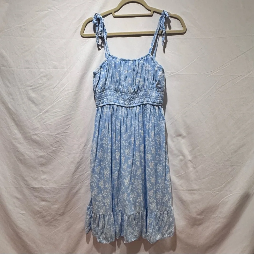 RSQ Tier Printed Dress Light Blue White Floral Pattern Size L Adjustable Straps - Picture 9 of 13
